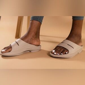 Oofos Ooahh Slide Sandals
